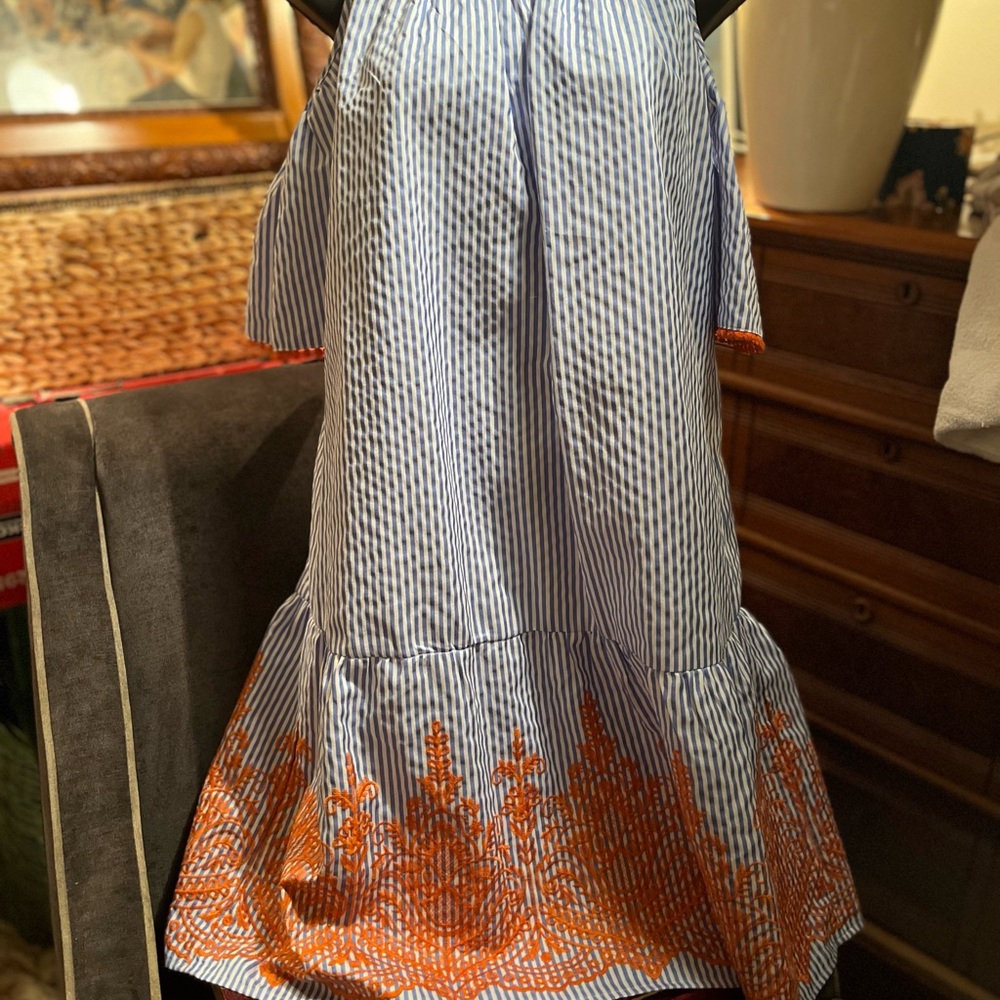 COPY - Maggy London classic blue Seersucker dress with orange temple embroidery…